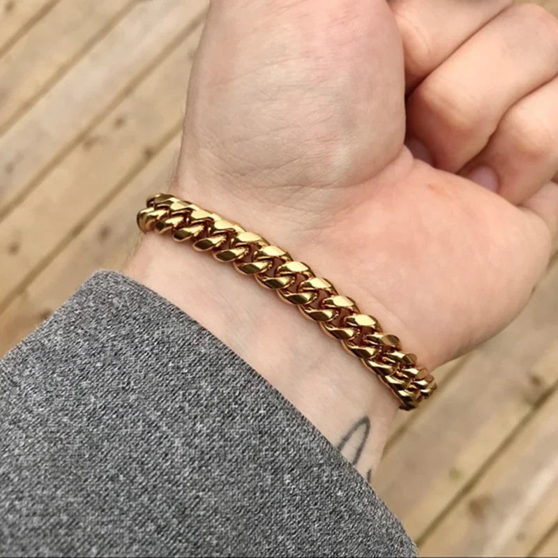 Curb Cuban Link Chain Bracelet